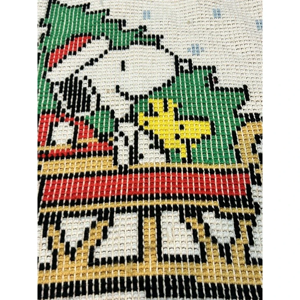 Vintage Retro 1970s Latch Hook Rug Peanuts‎ Snoopy Wall Hanging 25x18